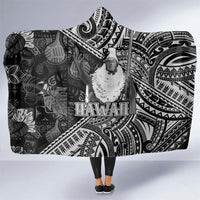 Hawaii King Kamehameha Hooded Blanket With Hawaiian Ipu Motifs Black Version