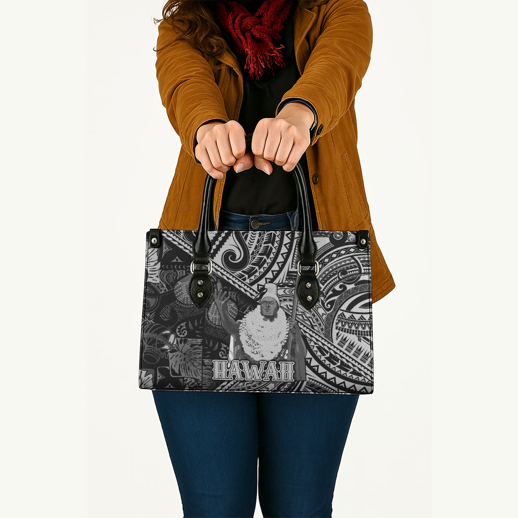 Hawaii King Kamehameha Leather Bag With Hawaiian Ipu Motifs Black Version