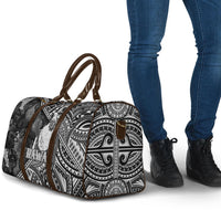 Hawaii King Kamehameha Travel Bag With Hawaiian Ipu Motifs Black Version
