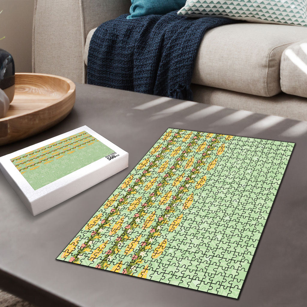 Hawaii Shell Tiare Anthurium Heliconia Lei Puzzle With Tapa Pattern Baby Green