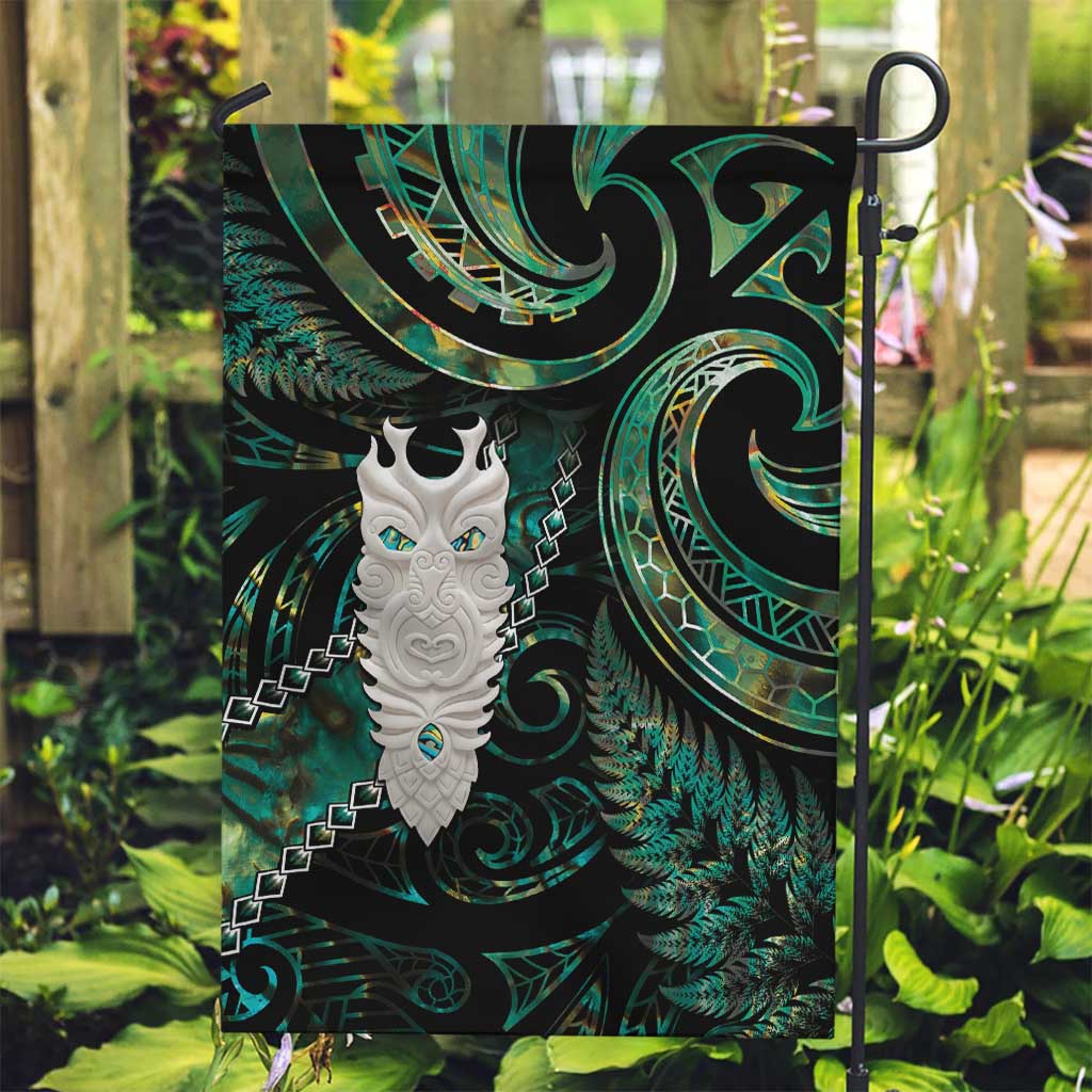 New Zealand Aotearoa Garden Flag Maori Tane Te Waiora Paua Shell Glitter Green
