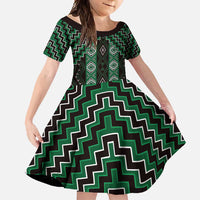 New Zealand Aotearoa Family Matching Summer Maxi Dress and Hawaiian Shirt Green Poutama With Taniko Pattern LT05 Daughter's Dress Green - Polynesian Pride
