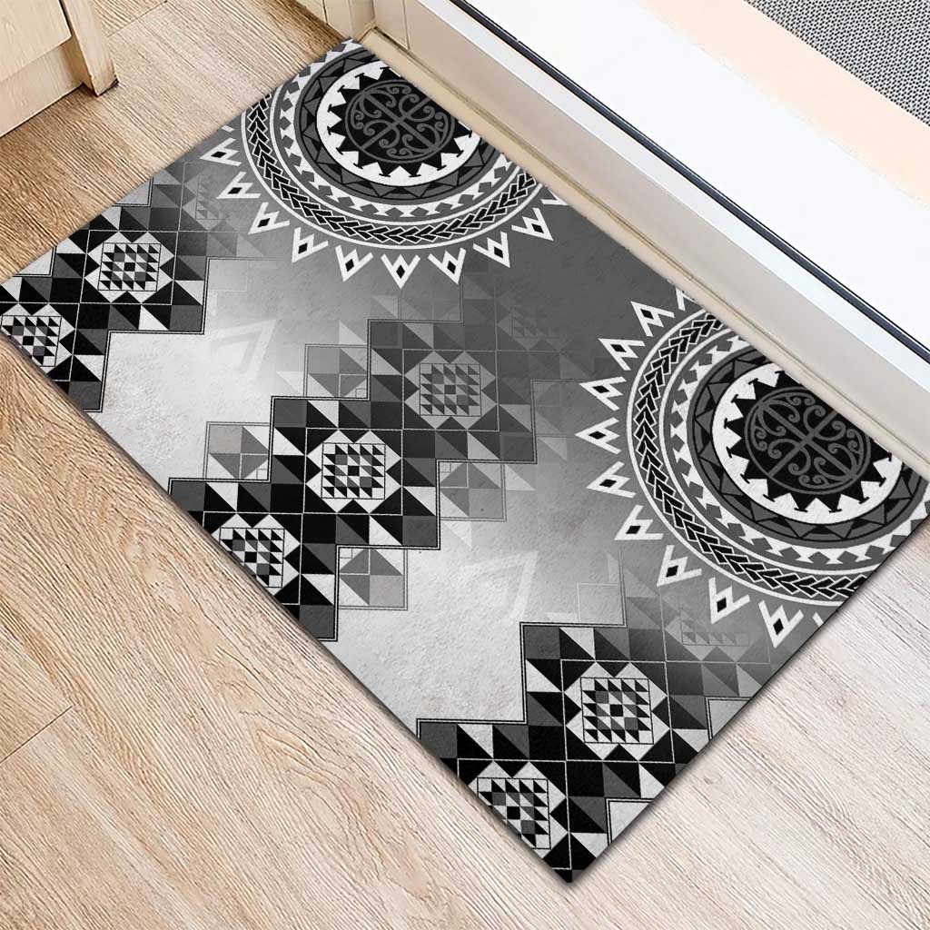New Zealand Rubber Doormat Poutama Mix Gray Taniko Inspired Art LT05