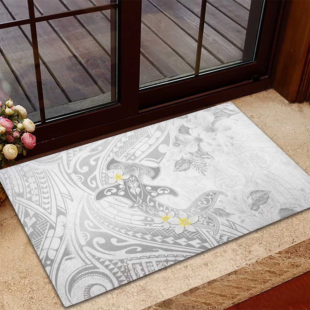 Polynesia Hammerhead Shark Rubber Doormat Tropical Flowers Tribal Pattern White