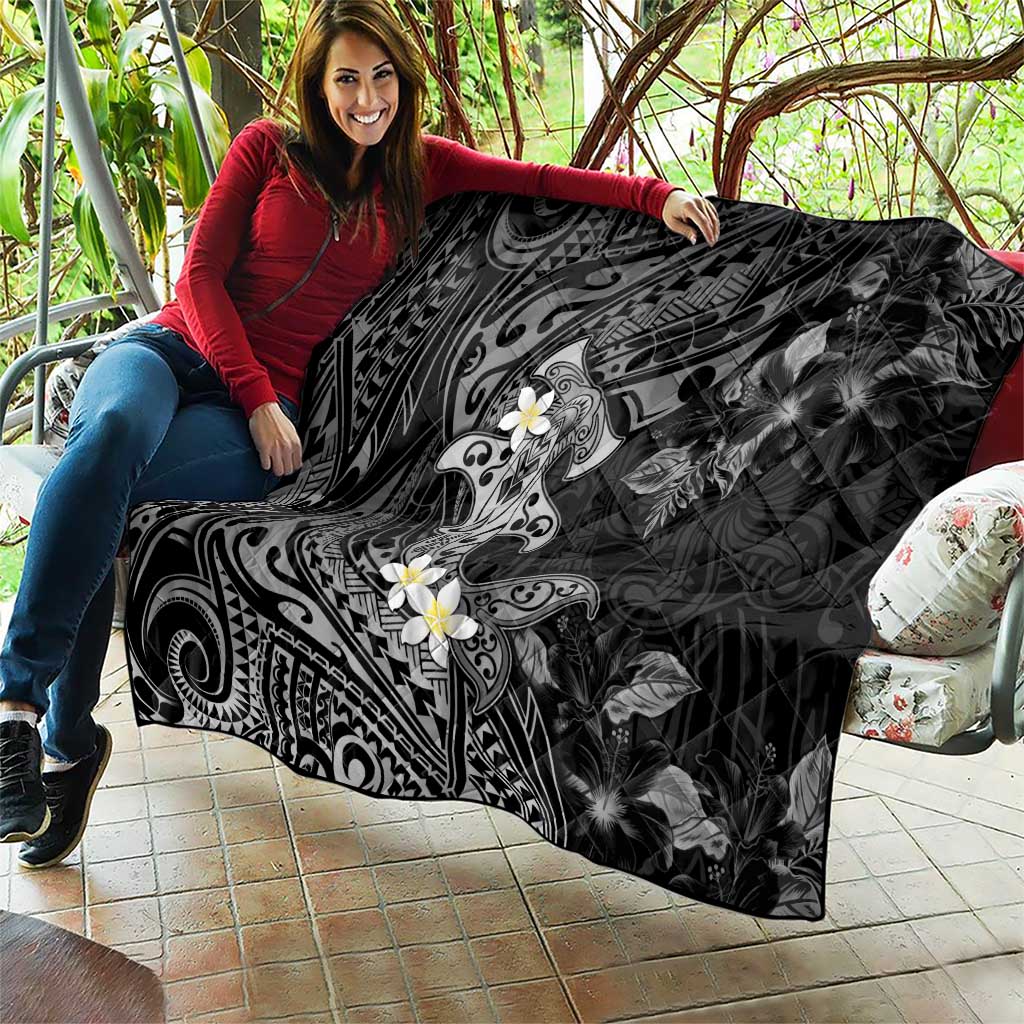 Polynesia Hammerhead Shark Quilt Tropical Flowers Tribal Pattern Black LT05 - Polynesian Pride