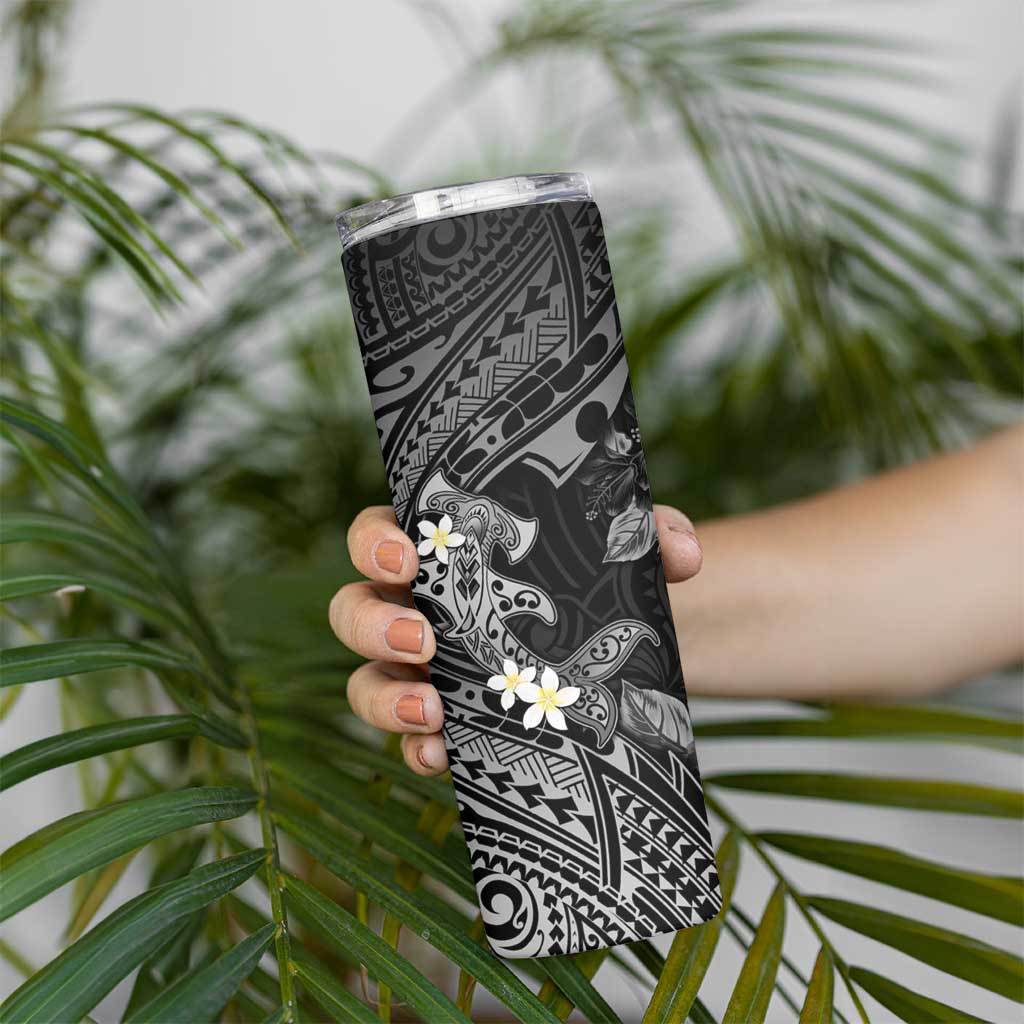 Polynesia Hammerhead Shark Skinny Tumbler Tropical Flowers Tribal Pattern Black LT05 - Polynesian Pride