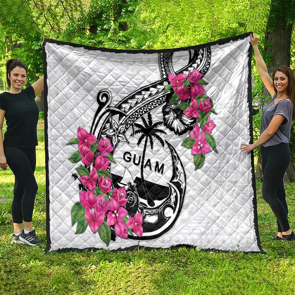 Guam Chamorro Quilt Bougainvillea White Polynesian Tribal Pattern