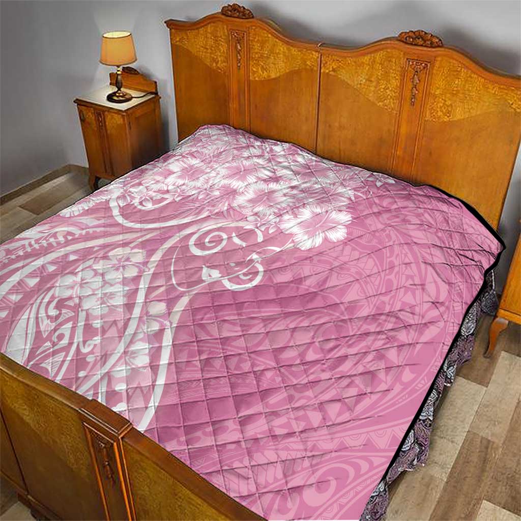 Polynesian Women's Day Quilt Pink Hibiscus Flowers With Polynesian Pattern