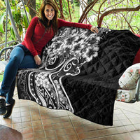 Polynesian Women's Day Quilt Black Hibiscus Flowers With Polynesian Pattern