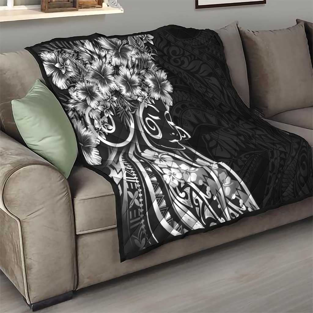 Polynesian Women's Day Quilt Black Hibiscus Flowers With Polynesian Pattern