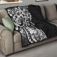 Polynesian Women's Day Quilt Black Hibiscus Flowers With Polynesian Pattern