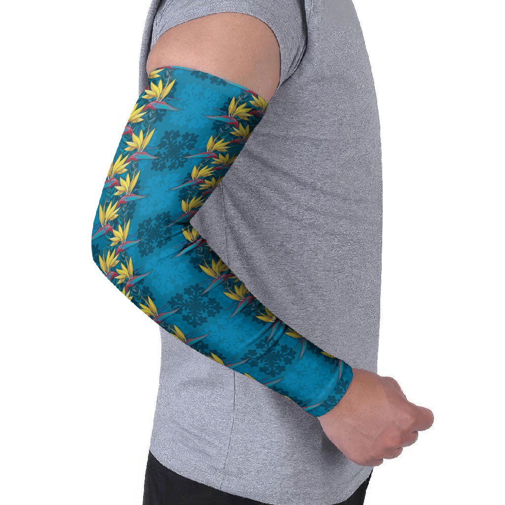 Hawaii Waikiki King Arm Sleeves Blue Quilt With Pua Manu