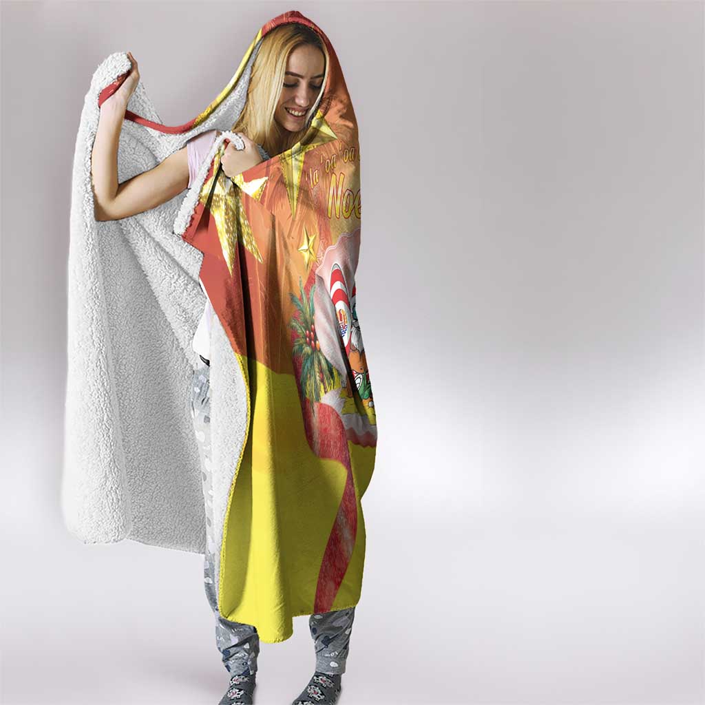 French Polynesia Christmas Hooded Blanket Seashell Santa Beach Vibes LT05 - Polynesian Pride