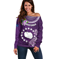 Personalized Cook Islands Rarotonga Off Shoulder Sweater Coat Of Arms Plumeria Polynesian Turtle LT05 Women Purple - Polynesian Pride