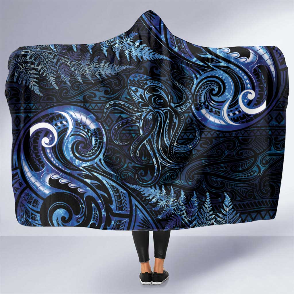 Aotearoa New Zealand Octopus Hooded Blanket Silver Fern Maori Pattern