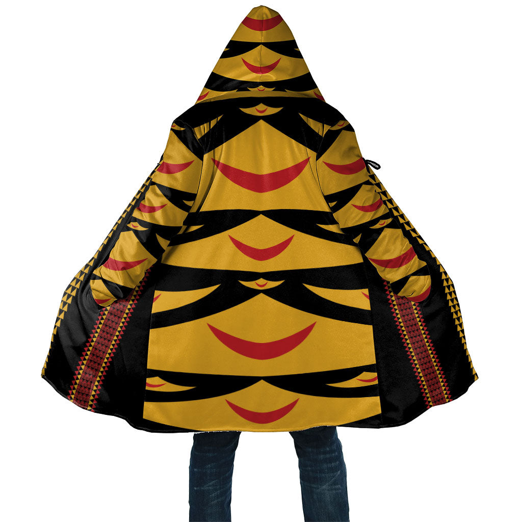 Hawaii Ahu Ula Inspired Cloak Black Version