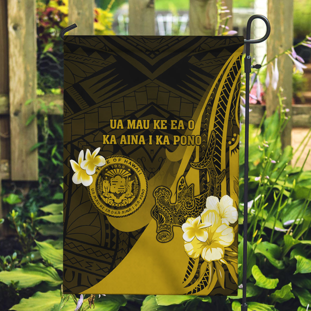 Hawaii State Motto Garden Flag Hawaiian Tribal Gold Hammerhead Shark LT05 Garden Flag Gold - Polynesian Pride