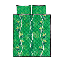 Hawaii Maile Lei Quilt Bed Set With Green Monstera Pattern