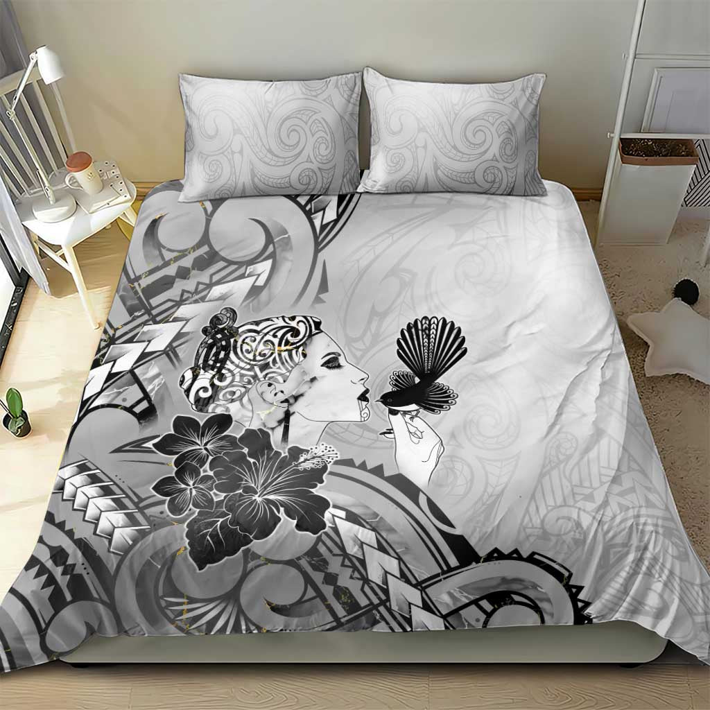 Aotearoa Maori Wahine Bedding Set Fantail Bird Black Gold Marble