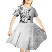 Aotearoa Maori Wahine Kid Short Sleeve Dress Fantail Bird Black Gold Marble