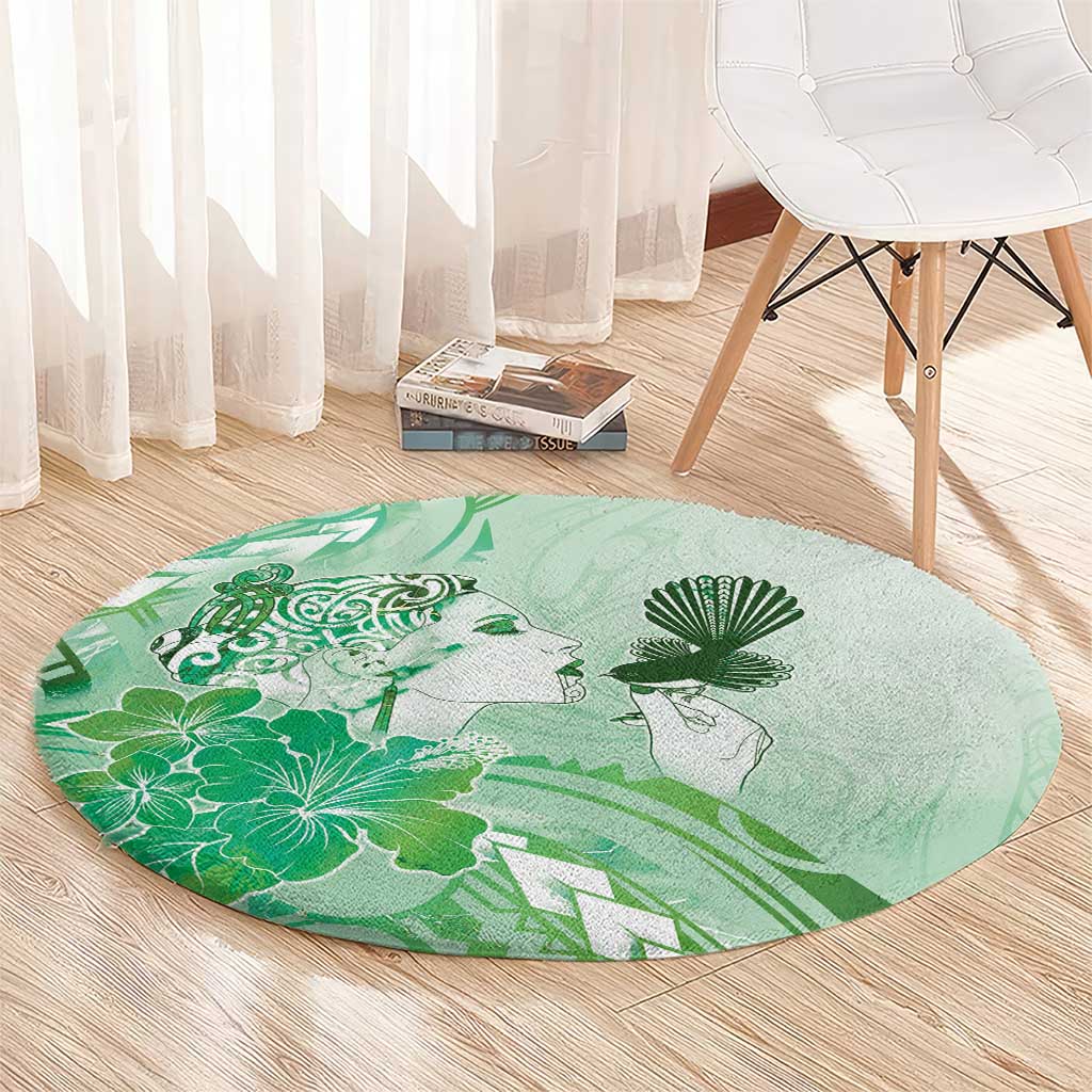Aotearoa Maori Wahine Round Carpet Fantail Bird Green Gold Marble