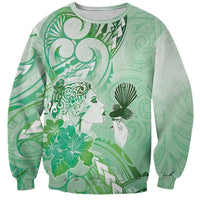 Aotearoa Maori Wahine Sweatshirt Fantail Bird Green Gold Marble LT05 Unisex Green - Polynesian Pride
