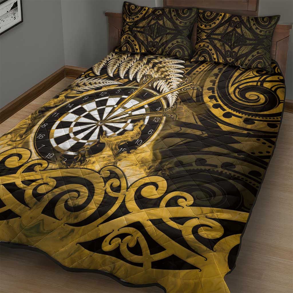 New Zealand Darts Quilt Bed Set Maori Koru Dartboard Gold Flame