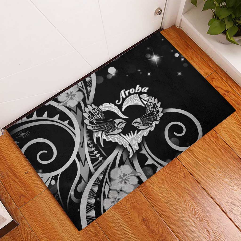 New Zealand Valentine Rubber Doormat Aroha Gray Piwakawaka LT05 - Polynesian Pride