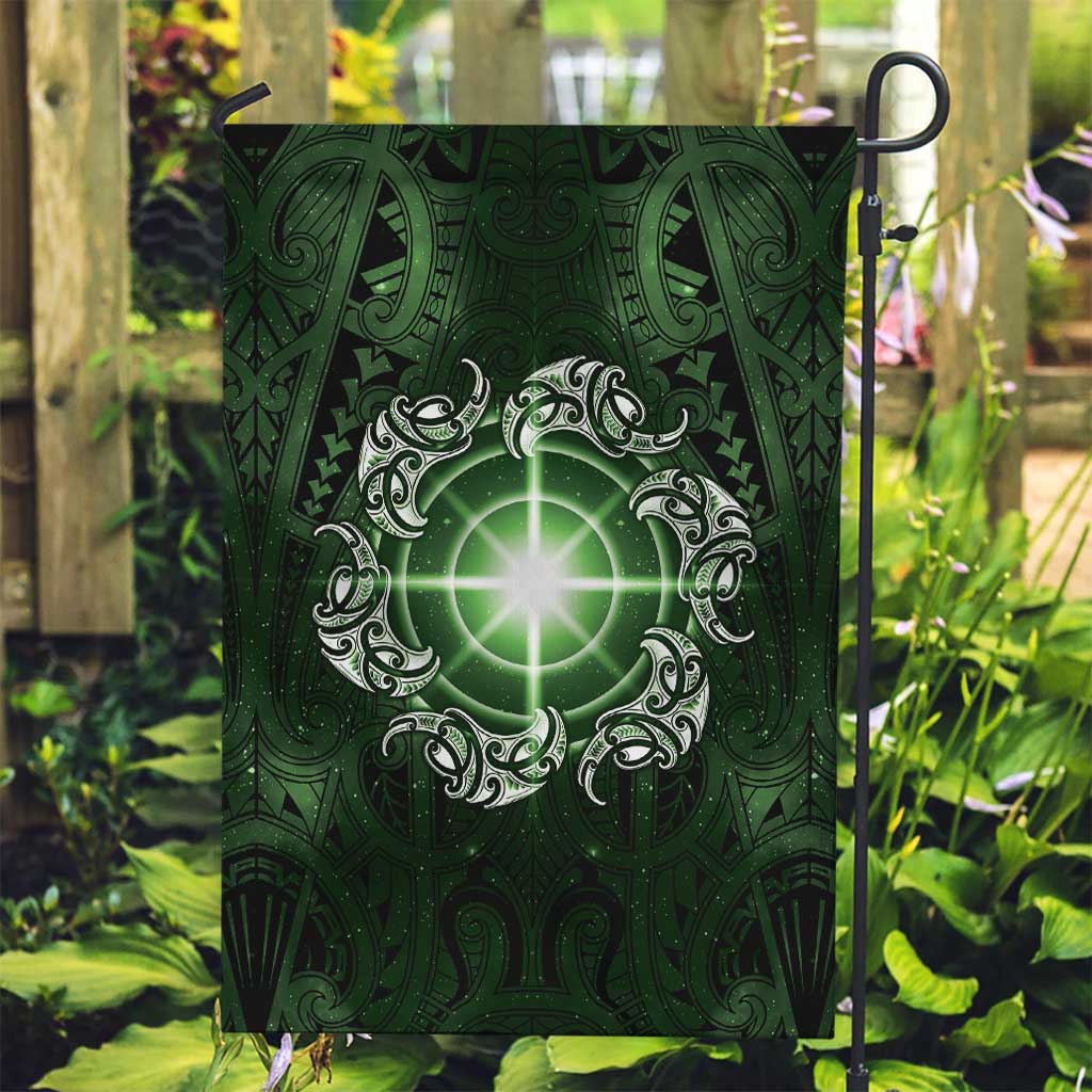 New Zealand Matariki Tupuarangi Garden Flag Maori Moko Green Galaxy LT05 Garden Flag Green - Polynesian Pride