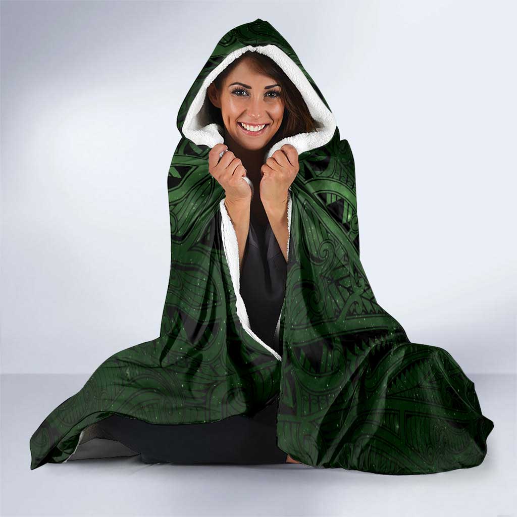 New Zealand Matariki Tupuarangi Hooded Blanket Maori Moko Green Galaxy LT05 - Polynesian Pride