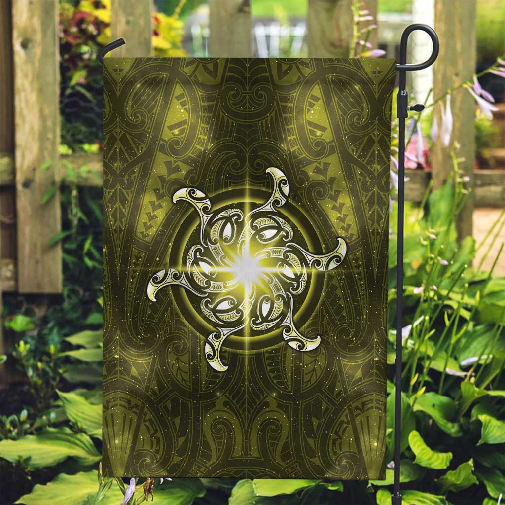 New Zealand Matariki Hiwaiterangi Garden Flag Maori Moko Yellow Galaxy LT05 Garden Flag Yellow - Polynesian Pride