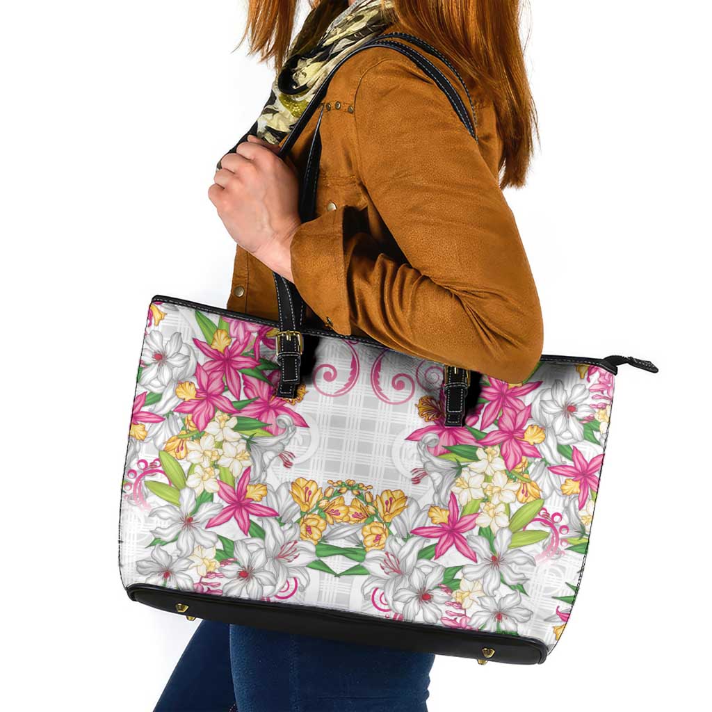 Hawaii Palaka Leather Tote Bag White Tribal Pattern With Tropical Flowers LT05 White - Polynesian Pride