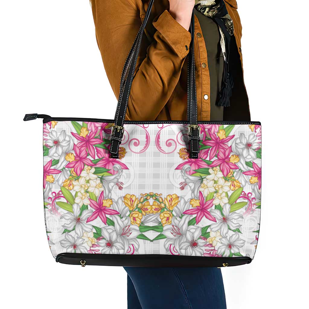 Hawaii Palaka Leather Tote Bag White Tribal Pattern With Tropical Flowers LT05 - Polynesian Pride
