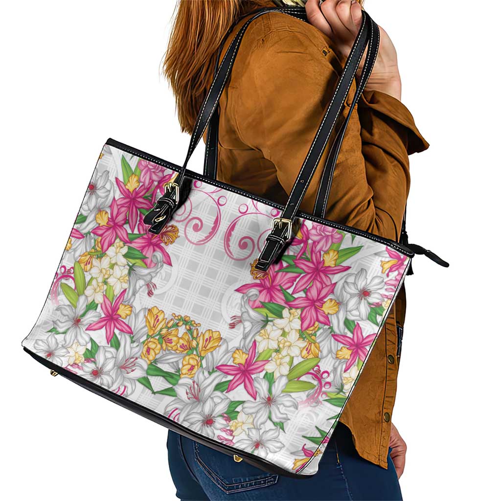 Hawaii Palaka Leather Tote Bag White Tribal Pattern With Tropical Flowers LT05 - Polynesian Pride