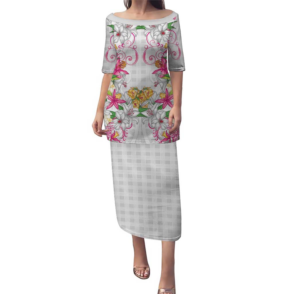 Hawaii Palaka Puletasi White Tribal Pattern With Tropical Flowers LT05 Long Dress White - Polynesian Pride