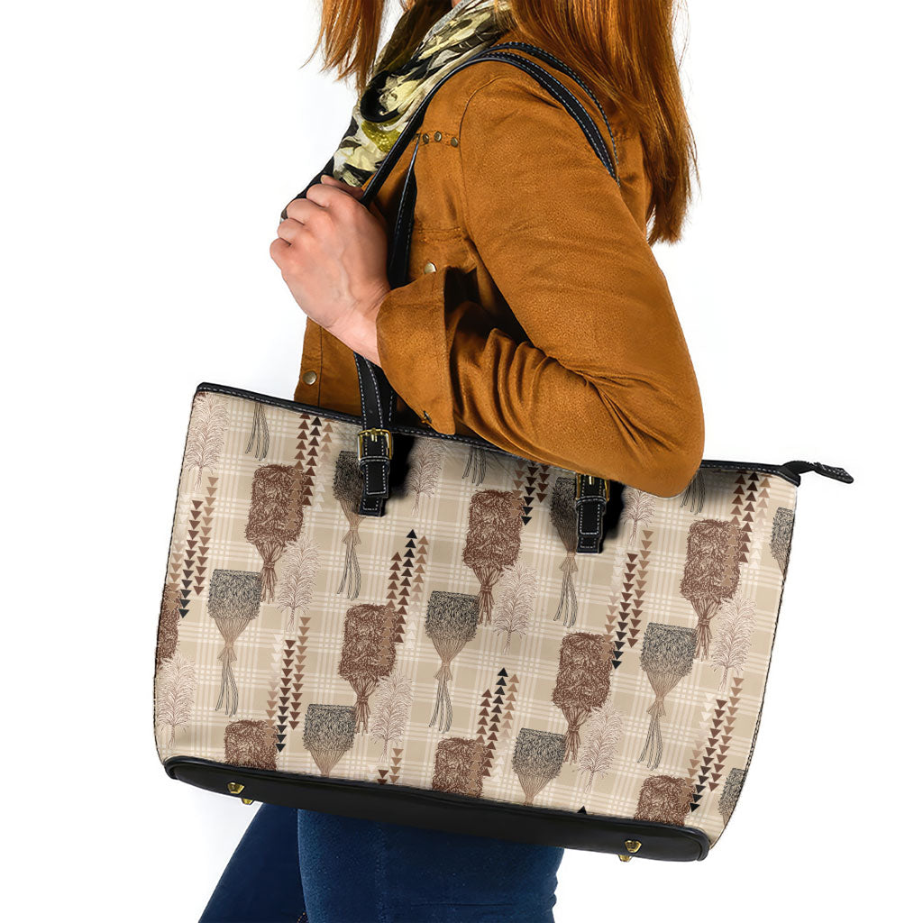 Aloha Hawaii Vintage Kahili Pa'a Lima Leather Tote Bag Palaka Print Cozy Beige LT7 Beige - Polynesian Pride