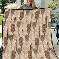 Aloha Hawaii Vintage Kahili Pa'a Lima Quilt Palaka Print Cozy Beige