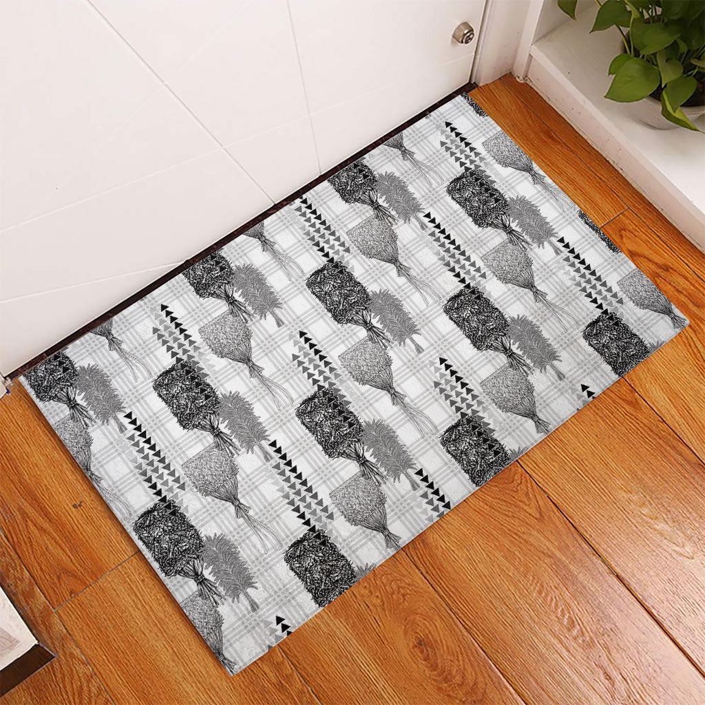 Aloha Hawaii Vintage Kahili Pa'a Lima Rubber Doormat Palaka Print Hinahina