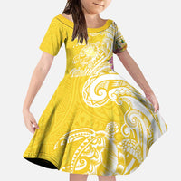 Aloha Oahu Island Personalized Family Matching Short Sleeve Bodycon Dress and Hawaiian Shirt Yellow Dreamy Turtle