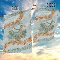 Hawaii Kaho'olawe Island Flowers Lei Garden Flag Silver Hinahina Kū Kahakai