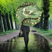 Hawaii Molokai Island Flowers Lei Umbrella Kukui Nut Mossy Green