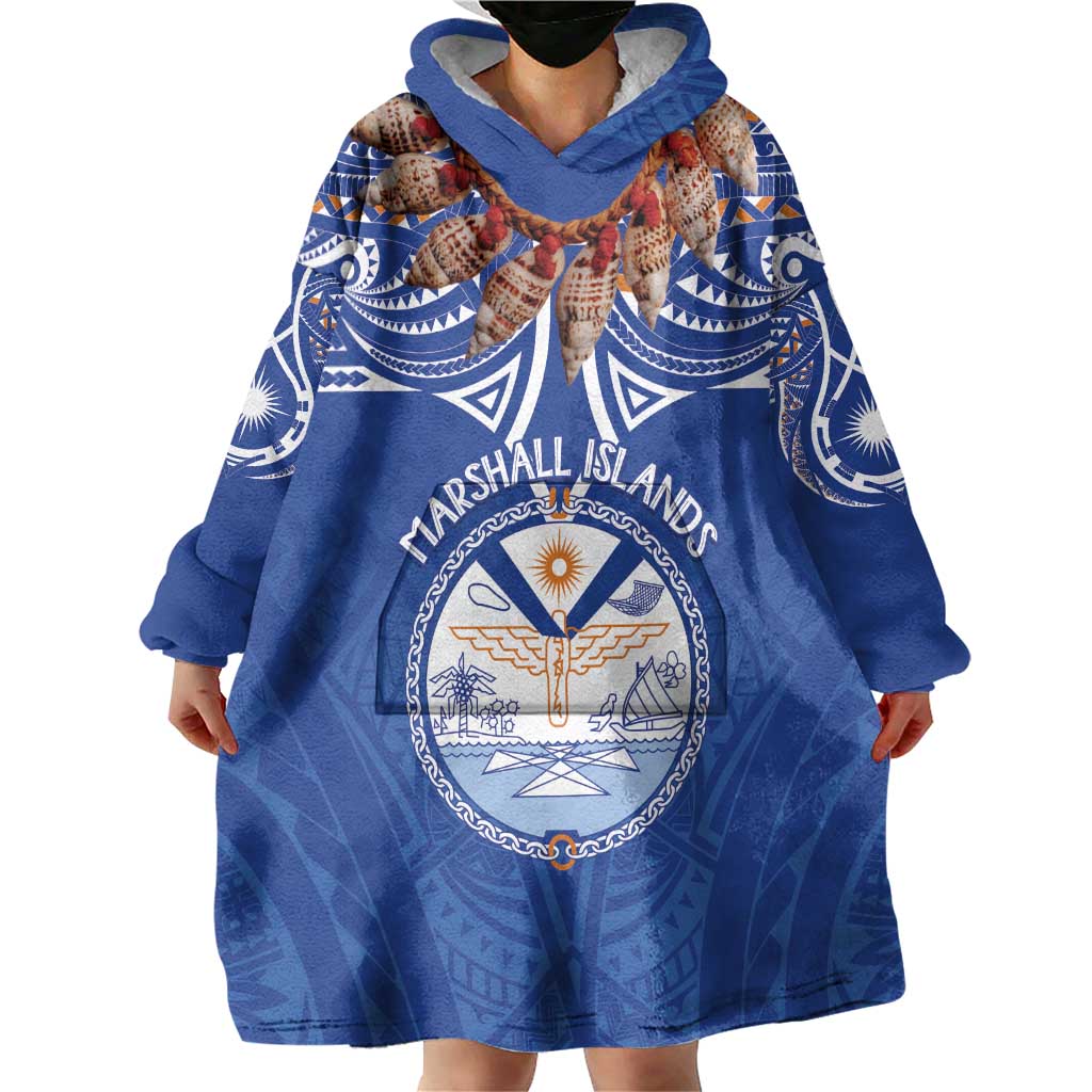 Yokwe Marshall Islands Personalized Wearable Blanket Hoodie Jemenei Day - Seashell Necklace LT7 - Polynesian Pride