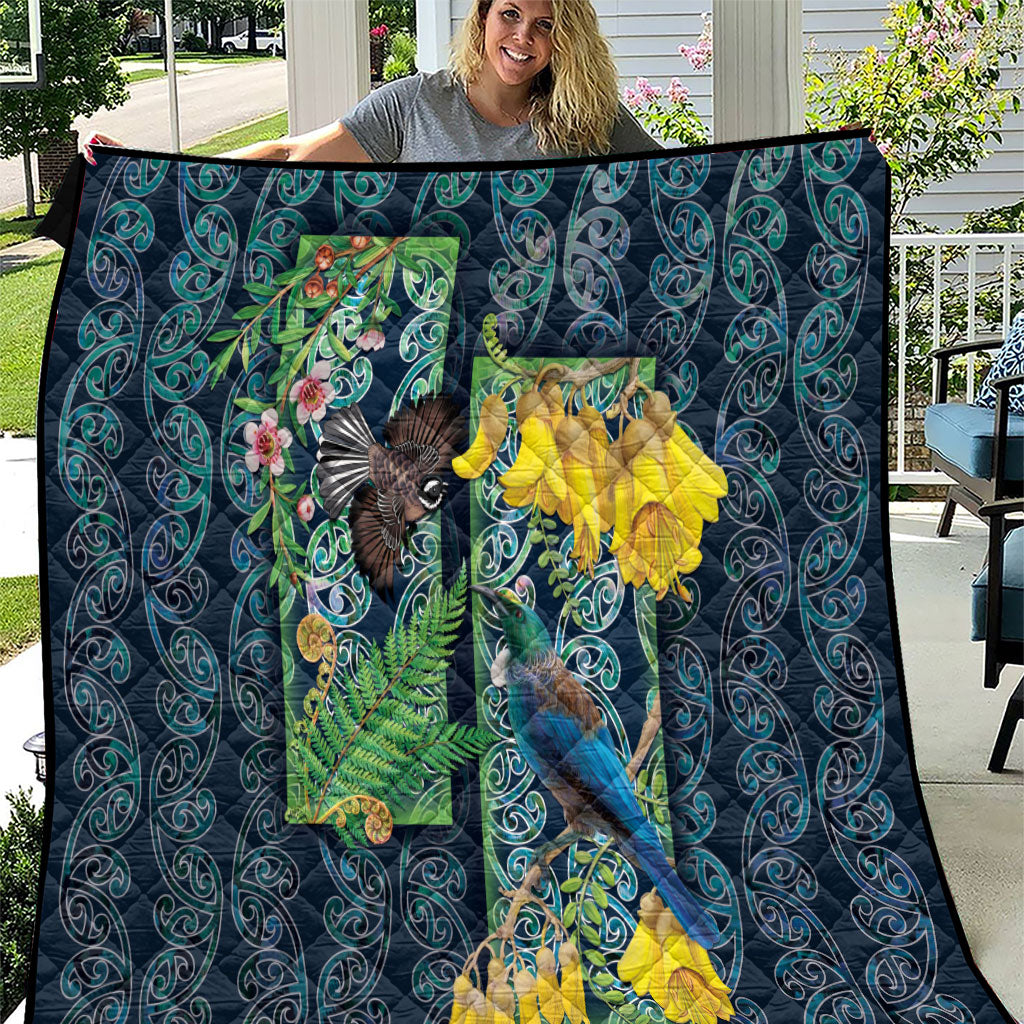 Aotearoa Maori Mangopare Christmas Quilt Pikawakawa and Tui LT7 Dark Blue - Polynesian Pride