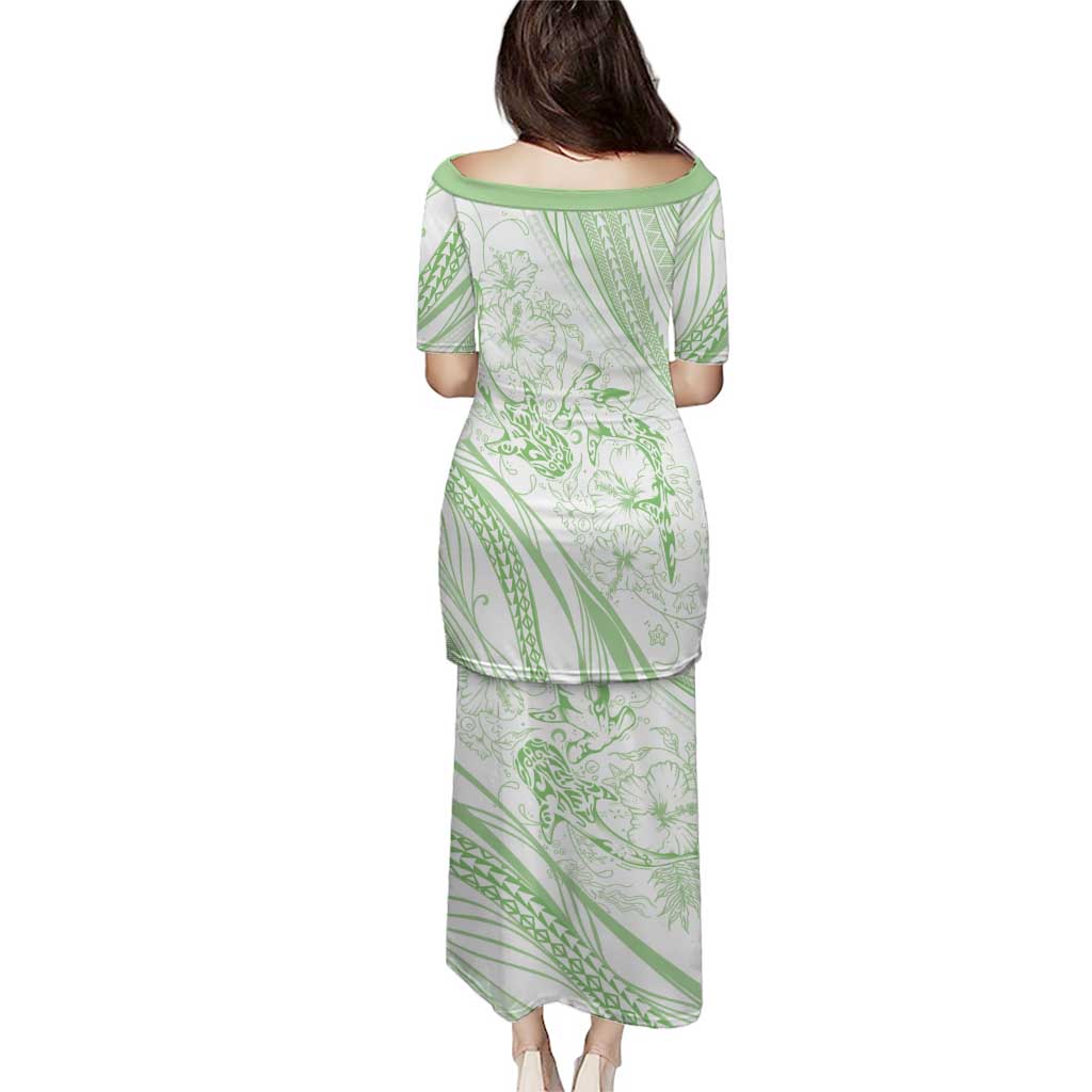 Sharks Couple Dreamy Polynesians Floral Sea Family Matching Puletasi and Hawaiian Shirt Emerald - Polynesian Pride