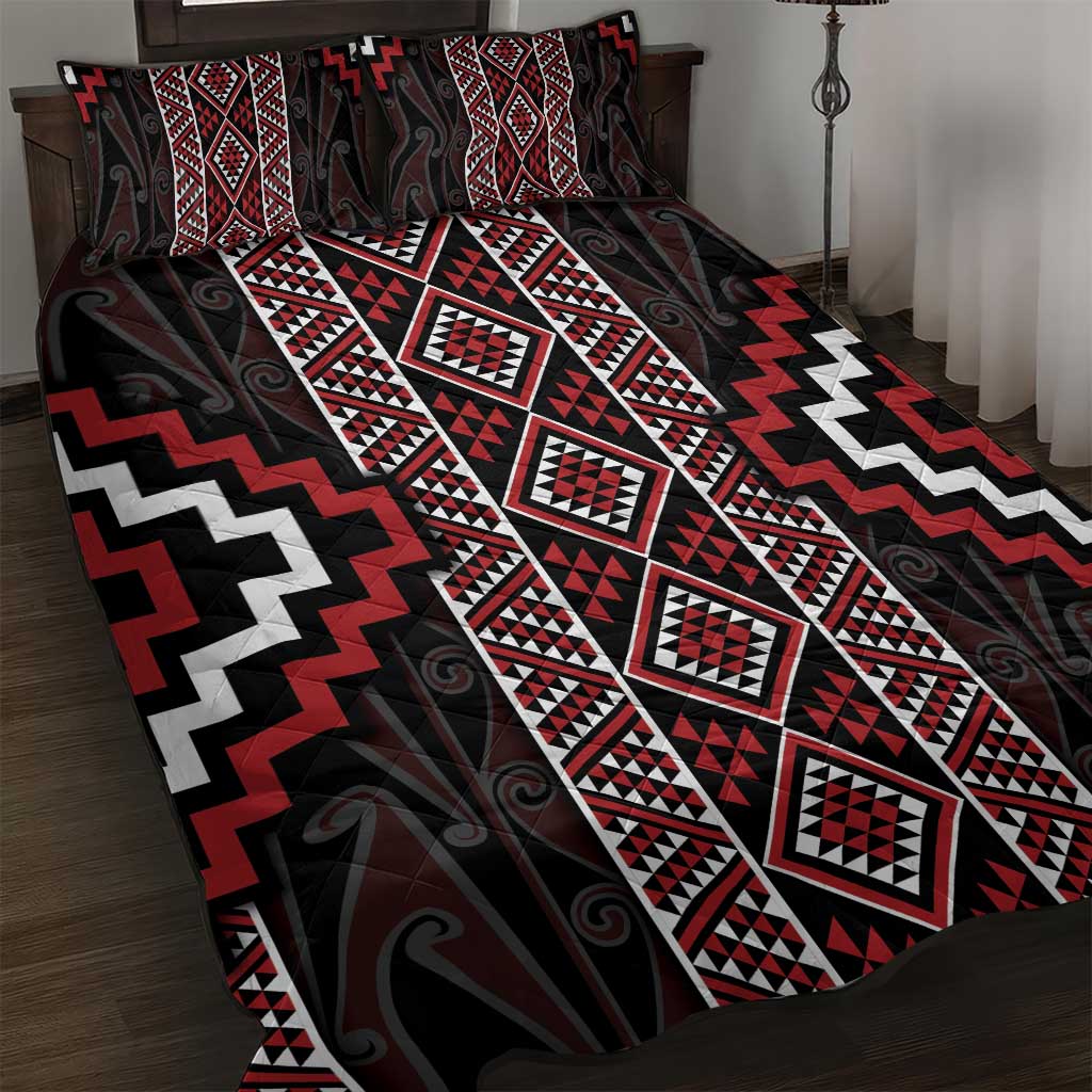 Red Tukutuku Pattern Aotearoa Quilt Bed Set Niho Taniwha and Puhoro Motifs