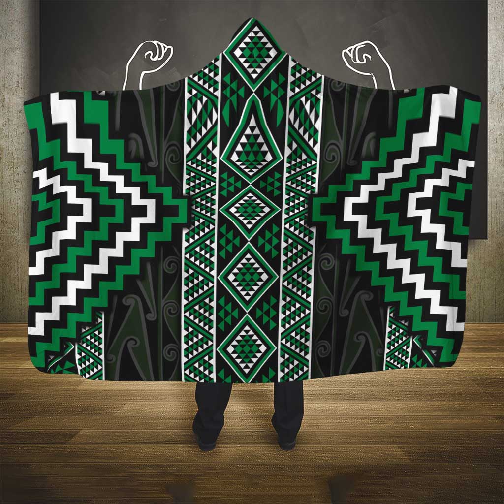 Jade Tukutuku Pattern Aotearoa Hooded Blanket Niho Taniwha and Puhoro Motifs