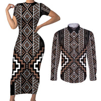 Classic Tukutuku Pattern Aotearoa Couples Matching Short Sleeve Bodycon Dress and Long Sleeve Button Shirt Niho Taniwha and Puhoro Motifs LT7 Brown - Polynesian Pride