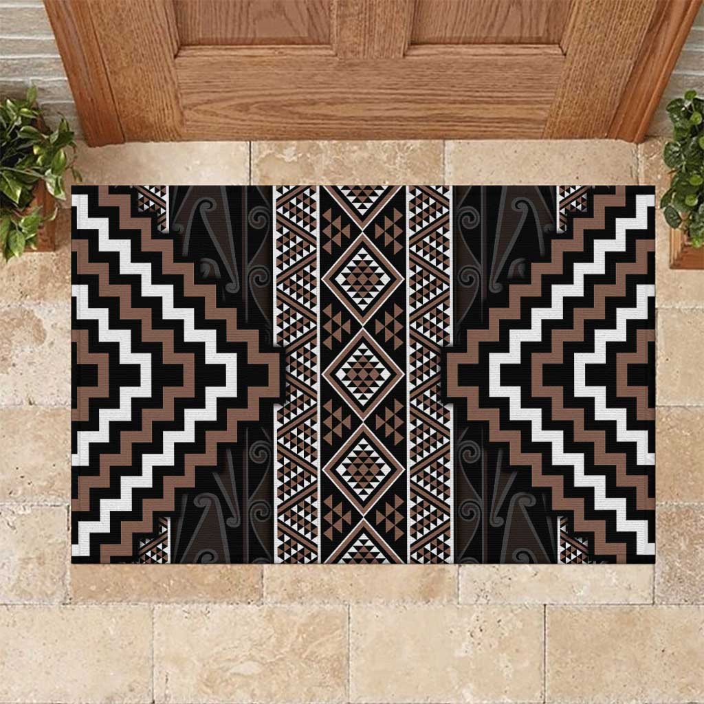 Classic Tukutuku Pattern Aotearoa Rubber Doormat Niho Taniwha and Puhoro Motifs