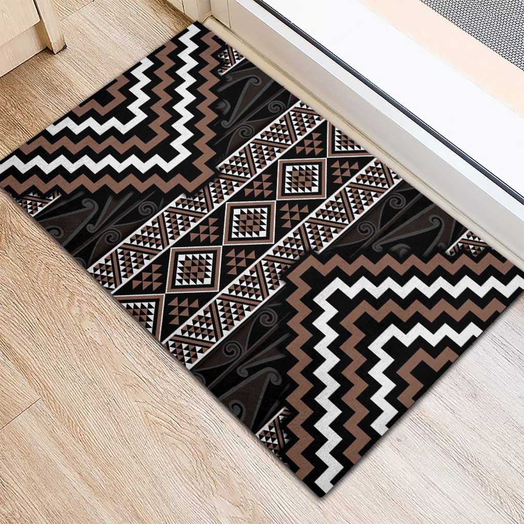 Classic Tukutuku Pattern Aotearoa Rubber Doormat Niho Taniwha and Puhoro Motifs