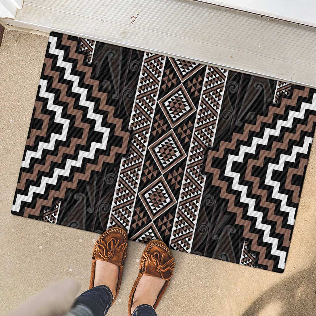 Classic Tukutuku Pattern Aotearoa Rubber Doormat Niho Taniwha and Puhoro Motifs